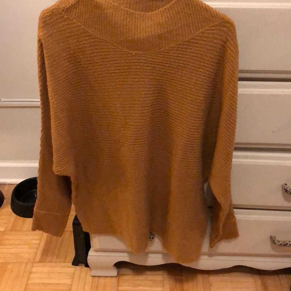 Ribbed sweater